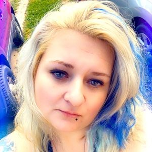 Meet your Posher, Brandy